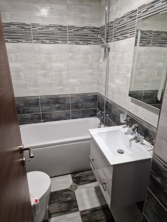 Hotel Alisa Pavel Banya Ngoại thất bức ảnh