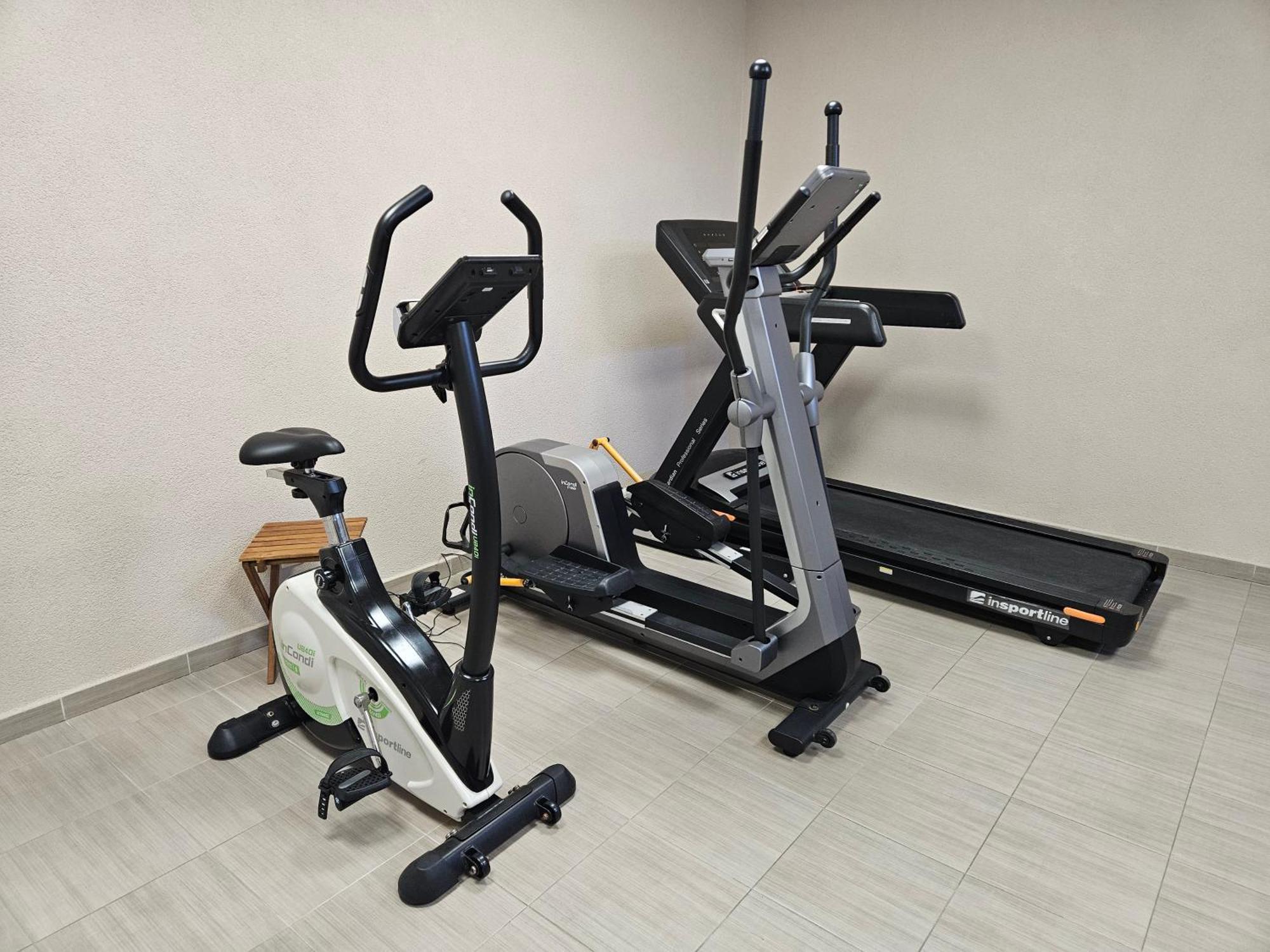 Hotel Alisa Pavel Banya Ngoại thất bức ảnh