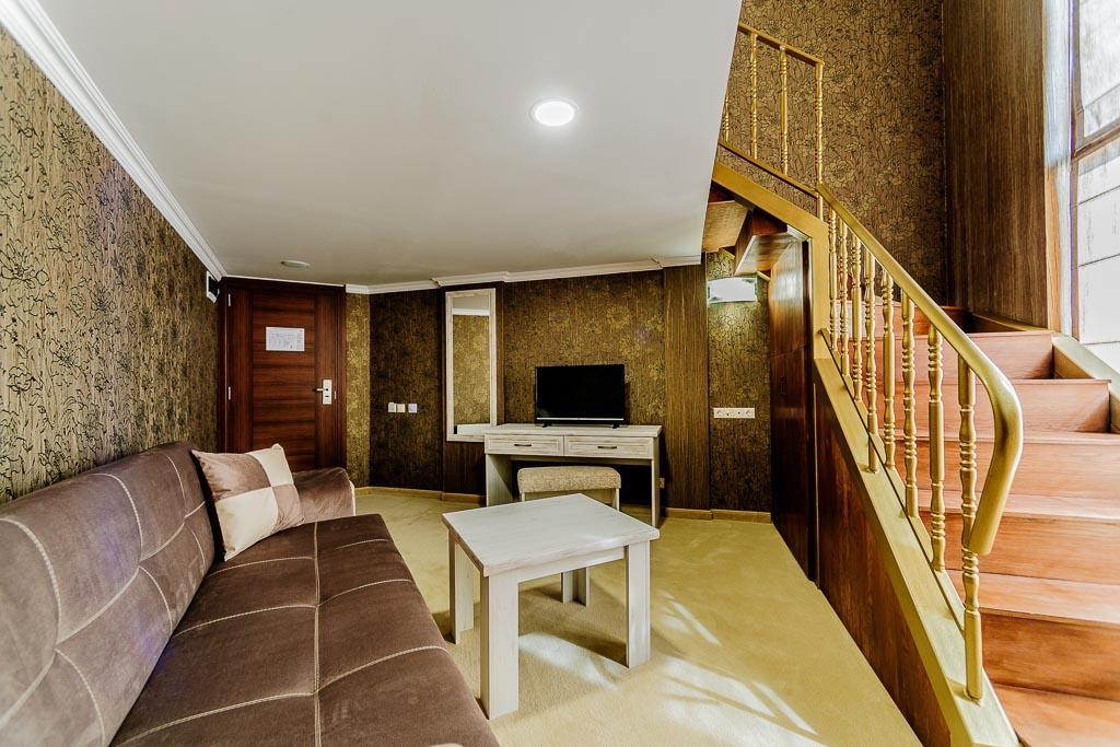 Hotel Alisa Pavel Banya Ngoại thất bức ảnh