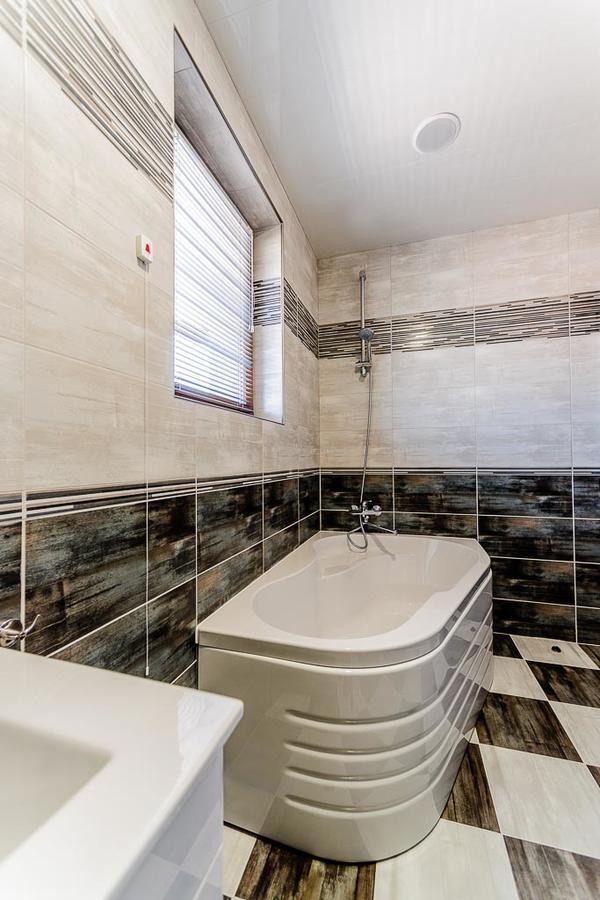 Hotel Alisa Pavel Banya Ngoại thất bức ảnh